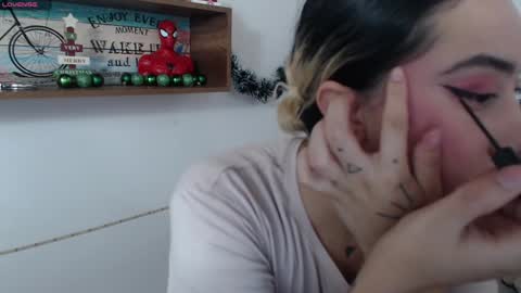 Snapshot of isabellakoff chatting on 12.18.24 Tati - online show from 12.18.24