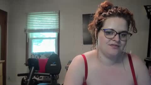 Snapshot of isabellamariedarcy chatting on 09.09.25 isabellamariedarcy online show from 09.09.25