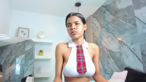 Snapshot of isabellamonet chatting on 05.12.26 isabellamonet online show from 05.12.26