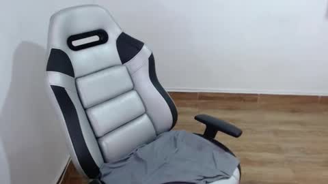 Isa online show from 02.23.26