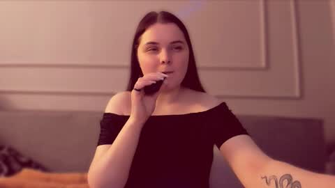 Snapshot of isabellaprincess21 chatting on 10.17.25 Isabella online show from 10.17.25