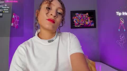 Isabella online show from 10.30.25