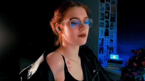 Madame Isabelle online show from 02.27.25