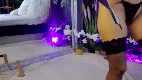 IsabelleEthan online show from 01.17.25