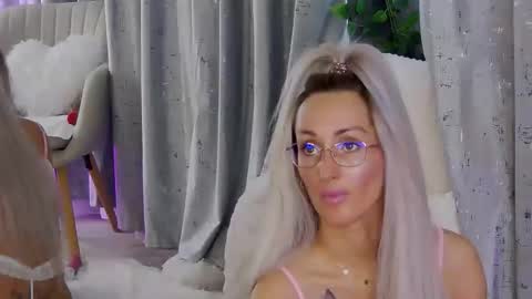 IsabelleEthan online show from 02.20.26