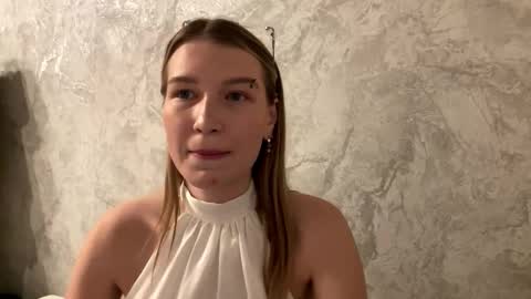 Snapshot of isabellekropidlowski chatting on 10.09.25 Im Olivia online show from 10.09.25