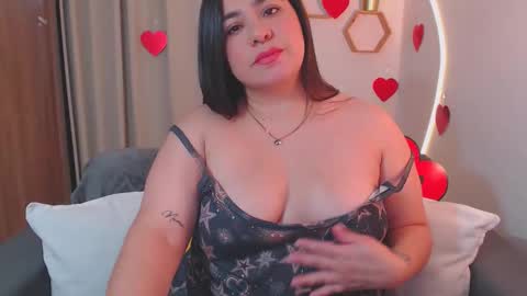 Snapshot of isabum_ chatting on 02.16.26 Isa online show from 02.16.26