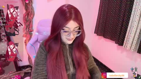 Snapshot of isaferrer06 chatting on 09.12.25 Isabella Ferrer online show from 09.12.25