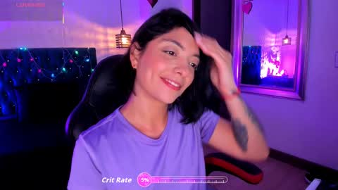 Snapshot of isarogers_dl chatting on 10.01.25 isabel online show from 10.01.25