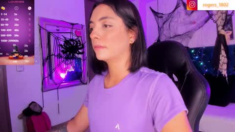 Snapshot of isarogers_dl chatting on 11.02.25 isabel online show from 11.02.25