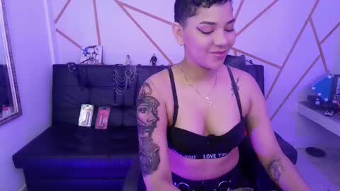 isabela online show from 09.19.25