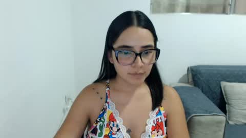 Snapshot of isemma chatting on 06.30.26 Emma online show from 06.30.26