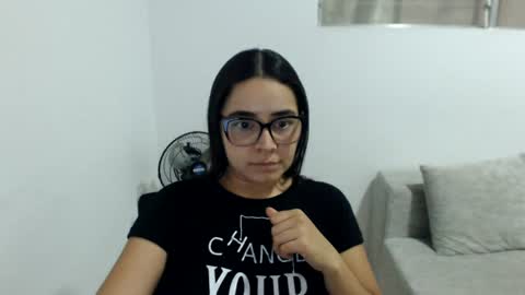 Snapshot of isemma chatting on 07.16.26 Emma online show from 07.16.26