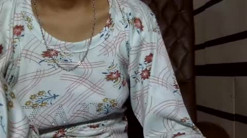 Snapshot of ishika_ishu chatting on 07.14.26 ishika_ishu online show from 07.14.26