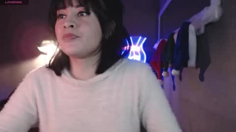 Snapshot of isis_diosa chatting on 12.17.24 Ana Maria online show from 12.17.24