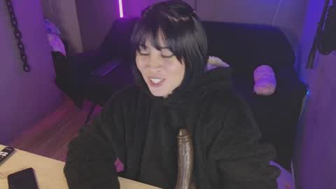 Snapshot of isis_diosa chatting on 02.07.25 Ana Maria online show from 02.07.25