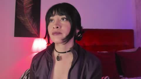 Snapshot of isis_diosa chatting on 05.17.26 Ana Maria online show from 05.17.26