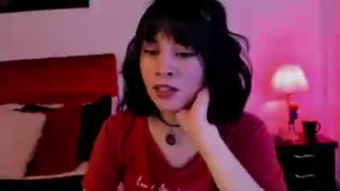 Snapshot of isis_diosa chatting on 07.22.26 Ana Maria online show from 07.22.26