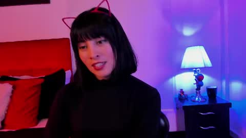 Snapshot of isis_diosa chatting on 07.29.26 Ana Maria online show from 07.29.26