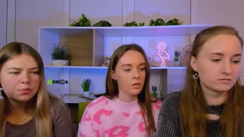 Snapshot of isla_dior chatting on 10.06.25 isla_dior online show from 10.06.25