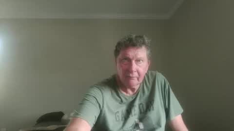 Snapshot of island625103 chatting on 09.28.25 island625103 online show from 09.28.25