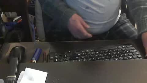 Snapshot of islandduke chatting on 11.06.25 Duke online show from 11.06.25