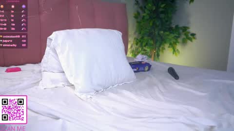 Snapshot of islandladies chatting on 02.24.25 Im Eva Lovense is activeThere are legends that in this room all your wishes can come true Private is Open online show from 02.24.25