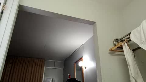 Snapshot of islandtwinkjustinsideyou chatting on 10.19.25 islandtwinkjustinsideyou online show from 10.19.25