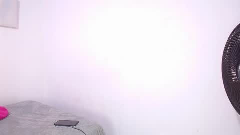 issa_kitty online show from 02.07.25