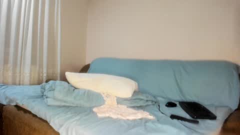 Snapshot of issabelle_69 chatting on 02.01.25 Issabelle online show from 02.01.25