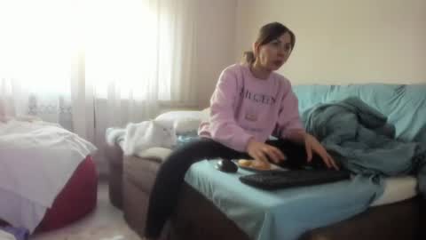 Snapshot of issabelle_69 chatting on 02.24.25 Issabelle online show from 02.24.25