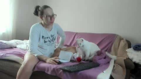 Issabelle online show from 02.28.26