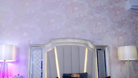 Snapshot of issadorra chatting on 03.09.25 Issadorra online show from 03.09.25