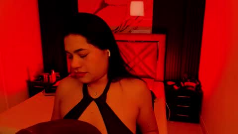 Issafoxx online show from 10.21.25