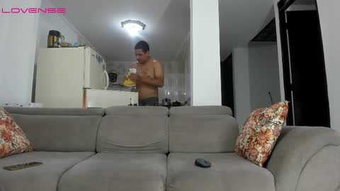 Snapshot of issalovexxx chatting on 11.07.25 Isabella online show from 11.07.25