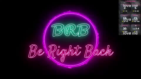 Snapshot of issie_cute chatting on 10.12.25 Issie online show from 10.12.25