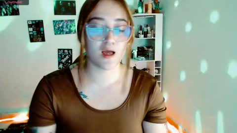 Yiz online show from 02.16.25