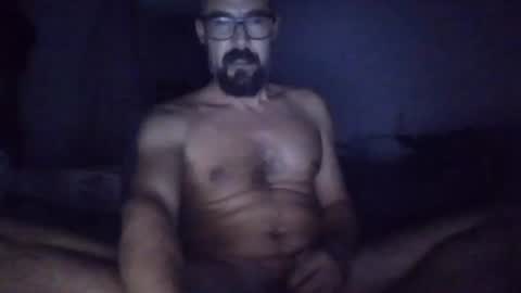 Snapshot of isso7 chatting on 10.08.25 isso7 online show from 10.08.25