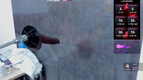 Snapshot of issys_milf chatting on 02.19.26 ISSYS online show from 02.19.26