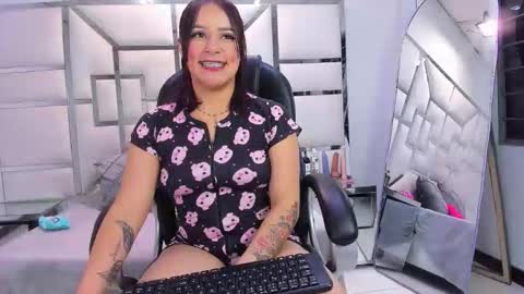 Issys online show from 02.25.26