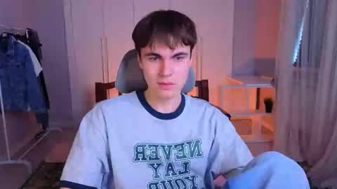 Maks online show from 02.22.25