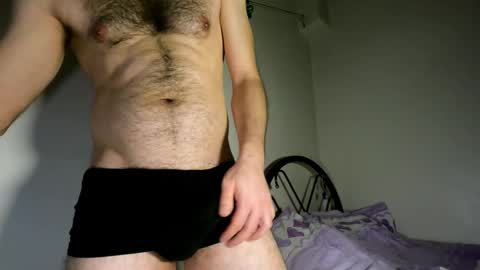 Snapshot of istanbullian chatting on 02.28.25 erdem online show from 02.28.25