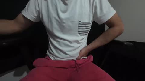 Snapshot of istanbullian chatting on 09.22.25 erdem online show from 09.22.25