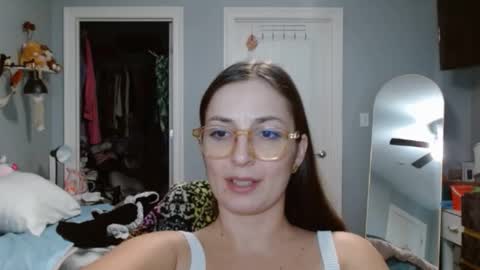 Snapshot of italiana25 chatting on 01.20.25 Bella Bloom online show from 01.20.25