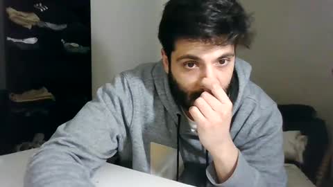 italianboybcn online show from 01.11.25