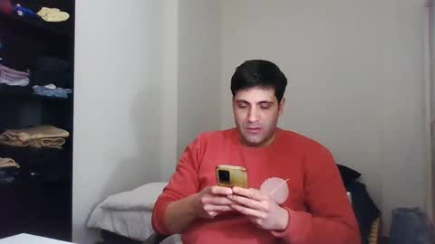 italianboybcn online show from 01.31.25