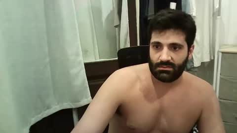 italianboybcn online show from 09.17.25