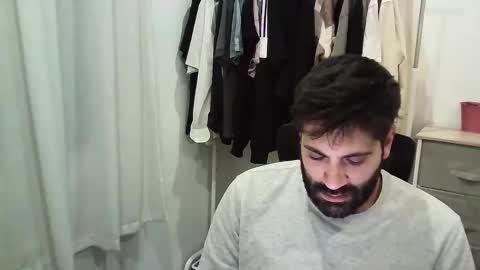 italianboybcn online show from 11.24.25