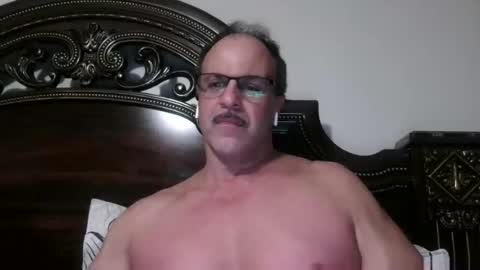 Snapshot of italianstud43 chatting on 01.19.26 Hot Italian online show from 01.19.26
