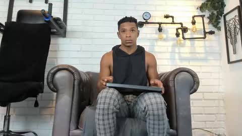 Snapshot of italomoore chatting on 09.15.25 Italo Moore online show from 09.15.25